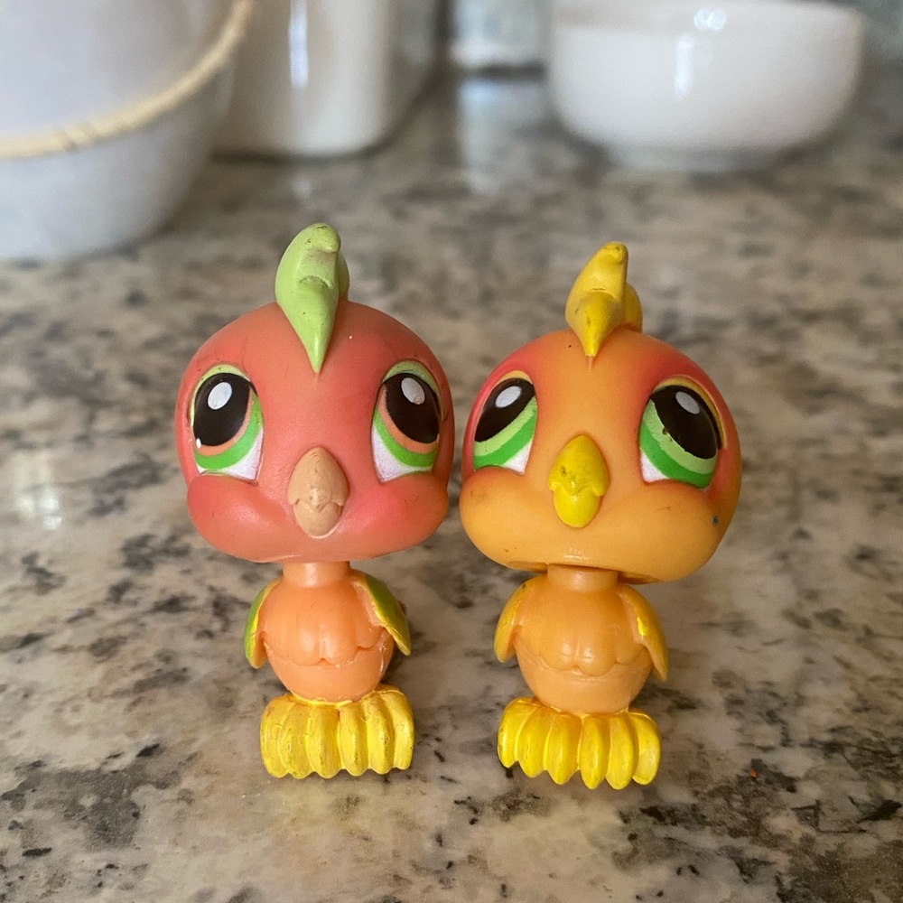 Littlest Pet Shop (LPS) Parrot Model